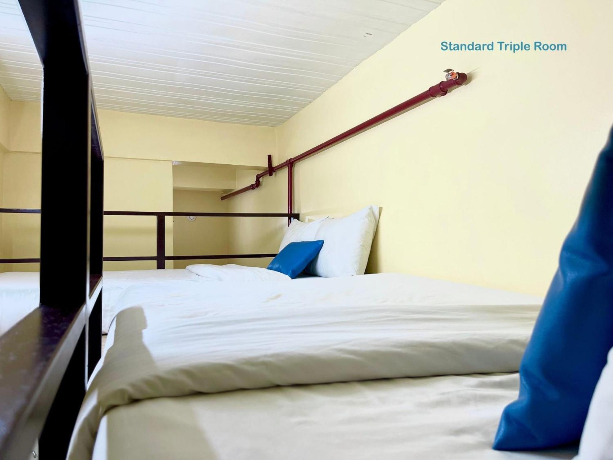 Airobedz Manila - A Value Hotel Ngoại thất bức ảnh